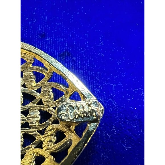 1980s Celebrity-Signed Gold Tone Heart Shaped Scarf Clip - Vintage Elegance - Picture 2 of 5